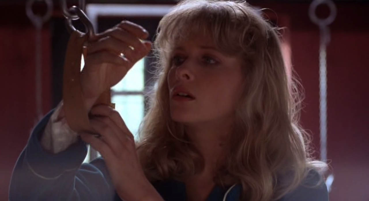 Barbara Crampton dans From Beyond