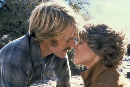 Robert Redford et Jane Fonda dans Le Cavalier électrique © MCA