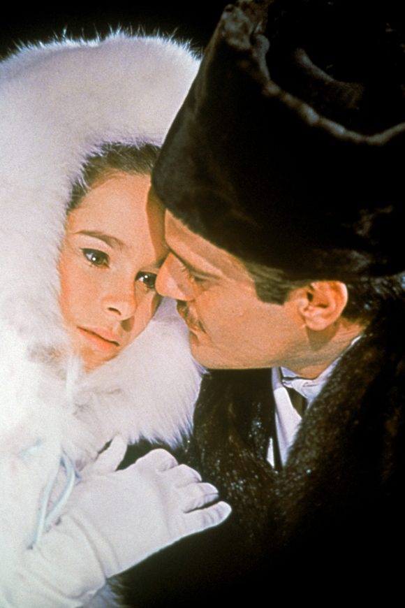 Julie Christie et Omar Sharif dans Le Docteur Jivago de David Lean