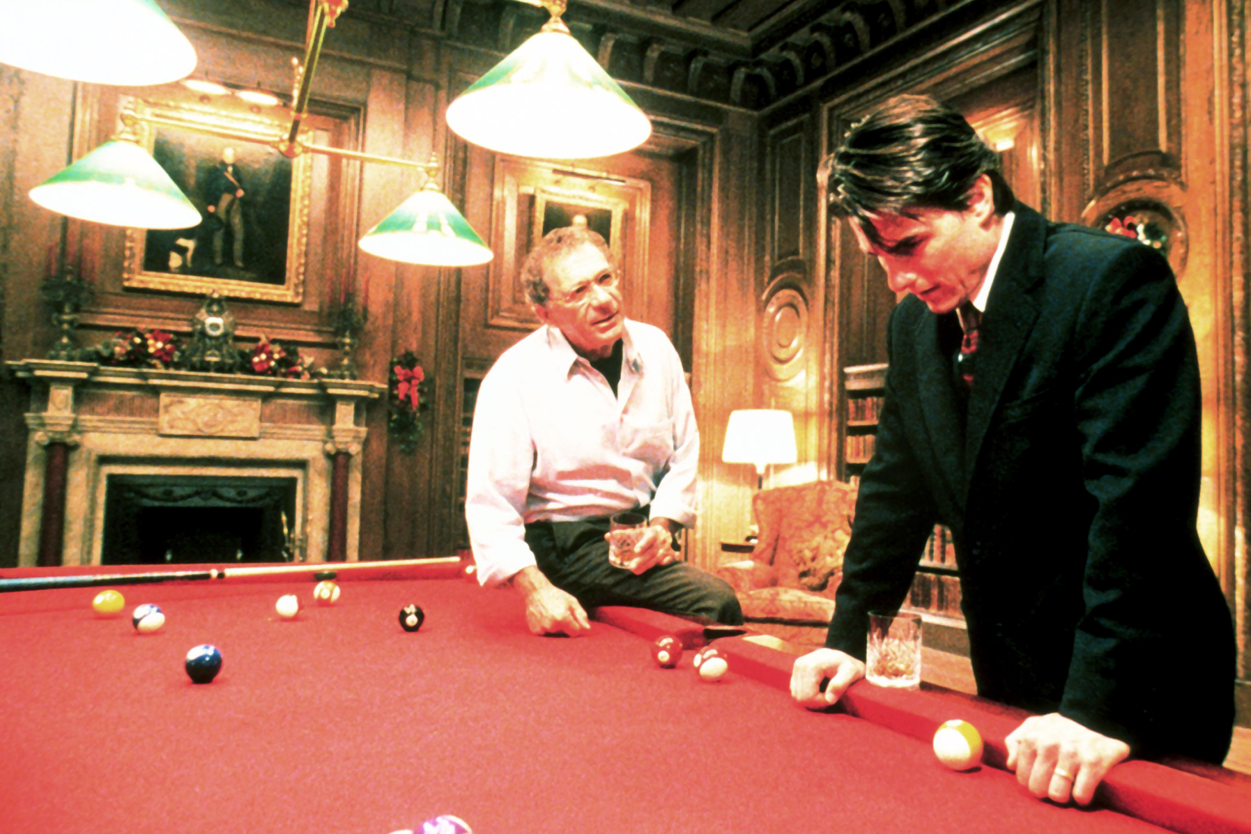Sidney Pollack et Tom Cruise dans Eyes Wide Shut © Warner Bros. Entertainment, Inc.