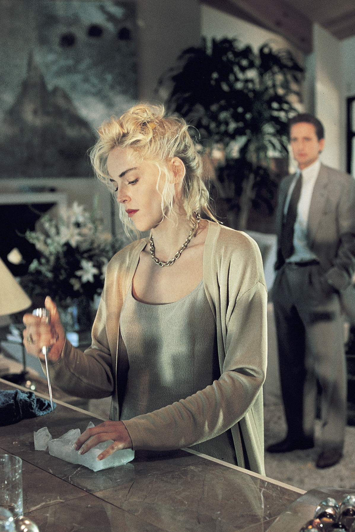 Sharon Stone et Michael Douglas dans Basic Instinct de Paul Verhoeven © 1992 Studiocanal