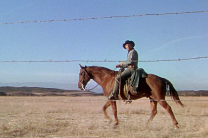 Zur ARTE-Sendung Kirk Douglas Mit stahlharter Faust 2: Der Cowboy Dempsey Rae (Kirk Douglas) liebt die Freiheit und hasst Stacheldraht. Aber um den letzten Rest Freiheit zu verteidigen, muss er zu eben diesem greifen.