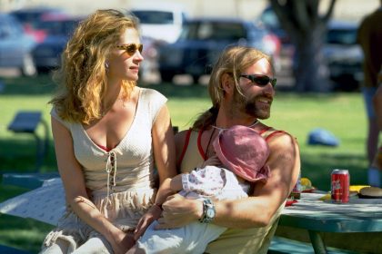 Julia Roberts et Albert Finney dans Erin Brockovich, seule contre tous de Steven Soderbergh © 2000 Universal Studios, Inc./Bob Marshak