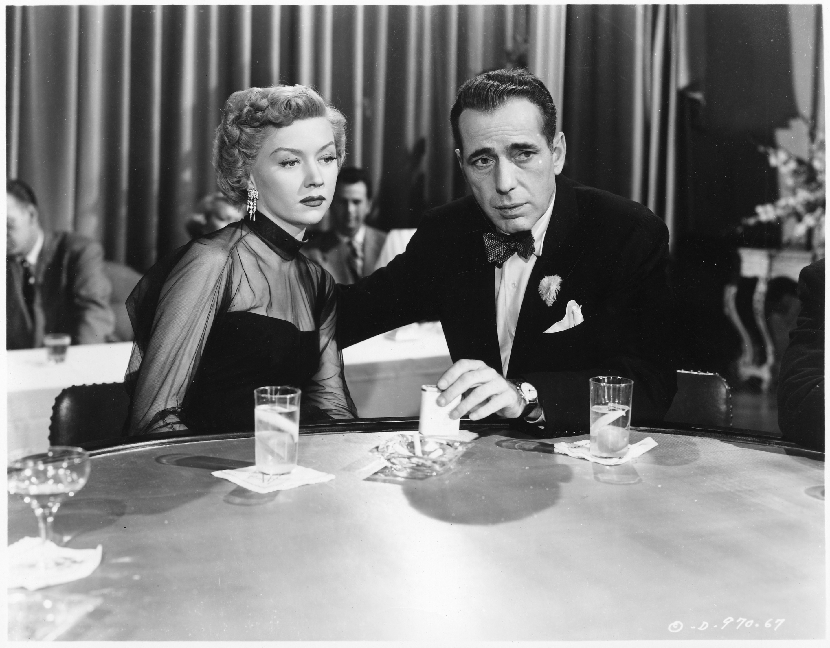 Top films noirs - Page 2 In-a-lonely-place-006-1000018401