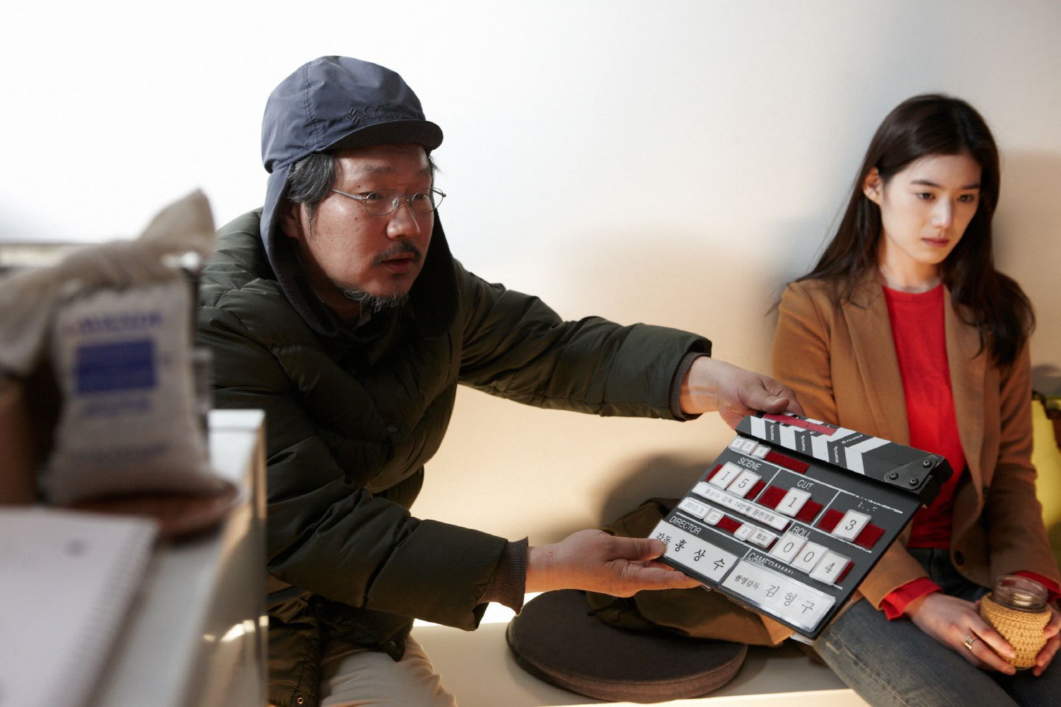 Hong Sangsoo et Jeong Eun-chae sur le tournage de Nobody's Daugher H