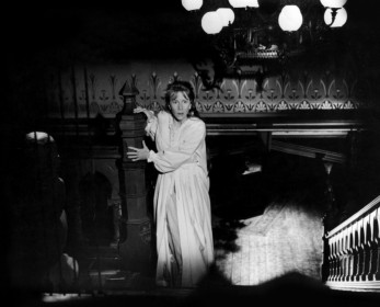 Julie Harris dans La Maison du diable de Robert Wise