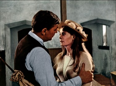 Robert Mitchum et Sarah Miles dans La Fille de Ryan