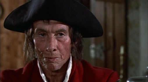 Reggie Nalder dans le rôle d'Albino