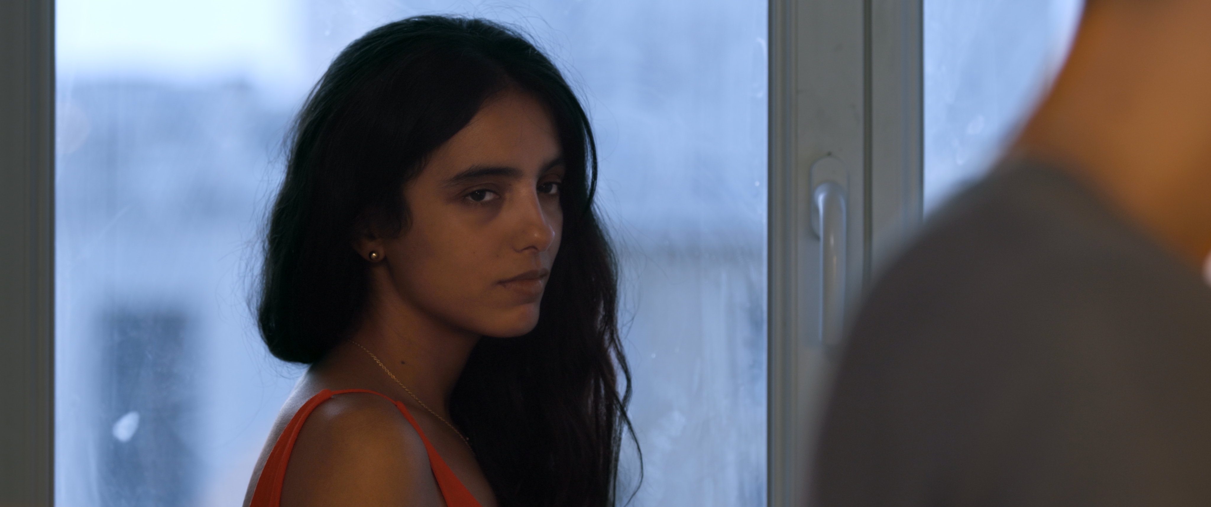 Hafsia Herzi dans son film Tu mérites un amour