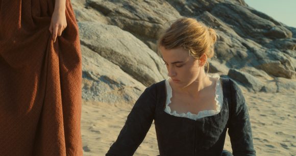 Adèle Haenel dans Portrait de la jeune fille en feu de Céline Sciamma
