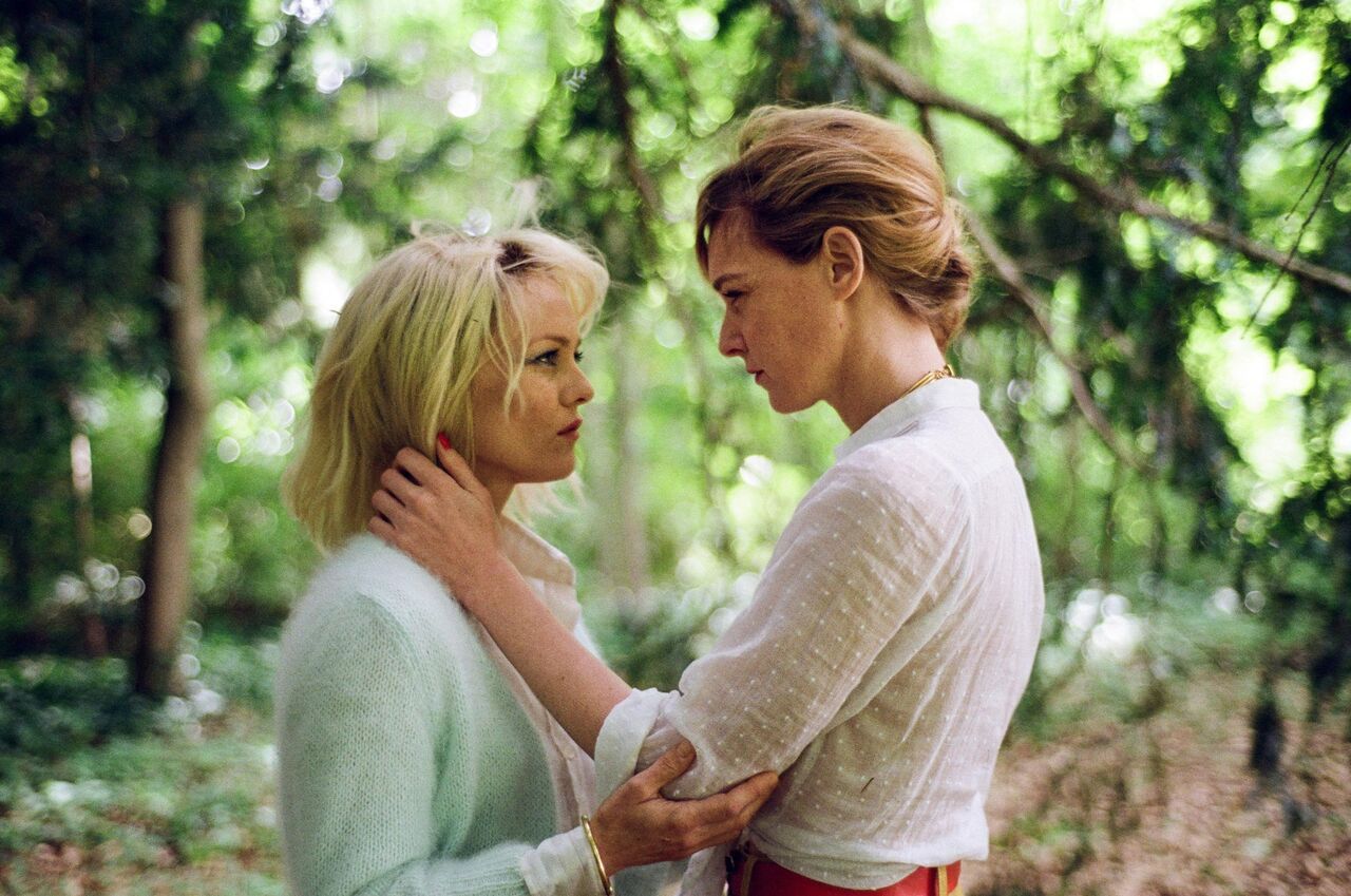 Vanessa Paradis et Kate Moran dans Un couteau dans le coeur de Yann Gonzalez