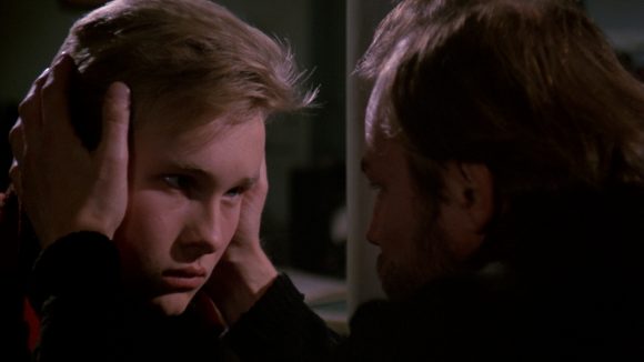 Michael Lyndon et Klaus Maria Brandauer dans Le Bateau-phare de Jerzy Skolimowski
