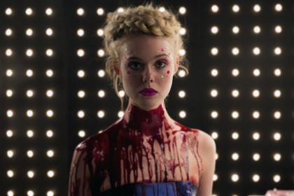 Elle Fanning dans The Neon Demon de Nicolas Winding Refn