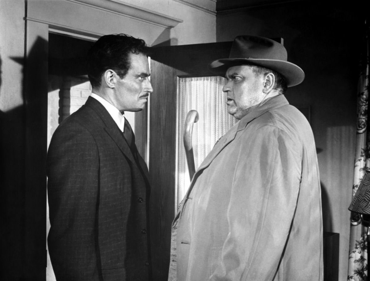 Charlton Heston et Orson Welles dans La Soif du mal