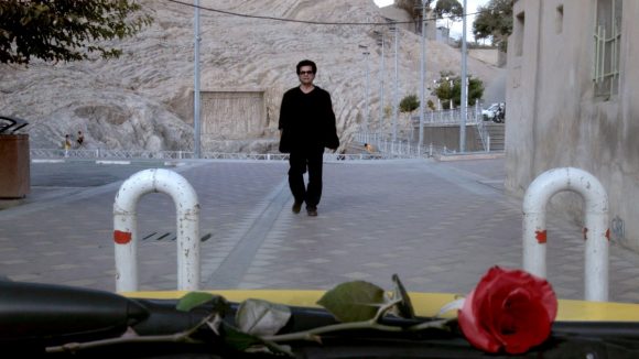 Jafar Panahi dans Taxi Téhéran